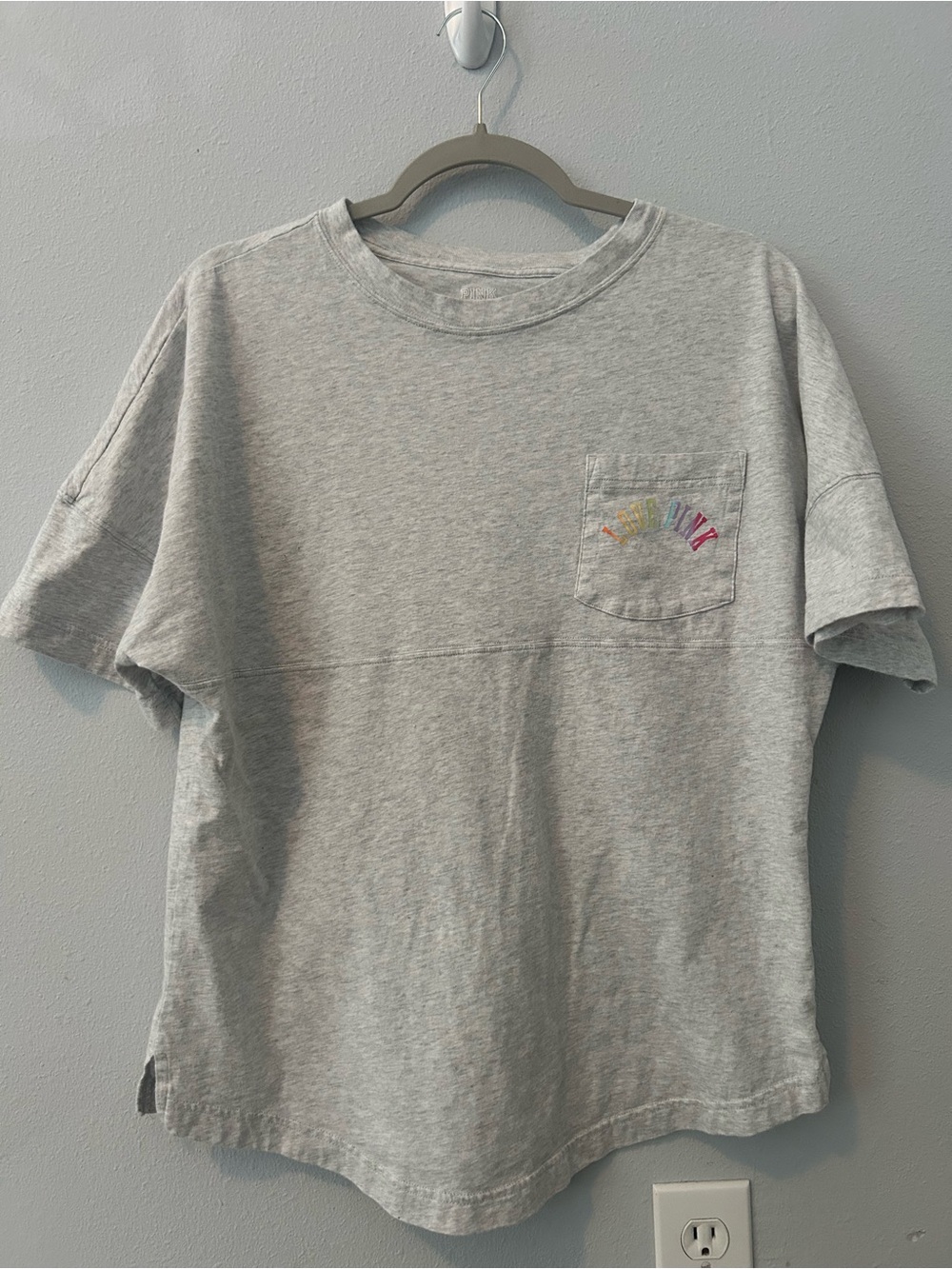 PINK Victoria's Secret Light Gray Short-Sleeve Pocket Tee